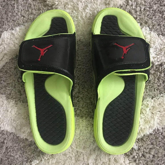 green jordan slides